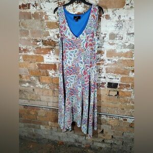 Ronni Nicole Colorful Patterned Sleevless V-Neck Dress